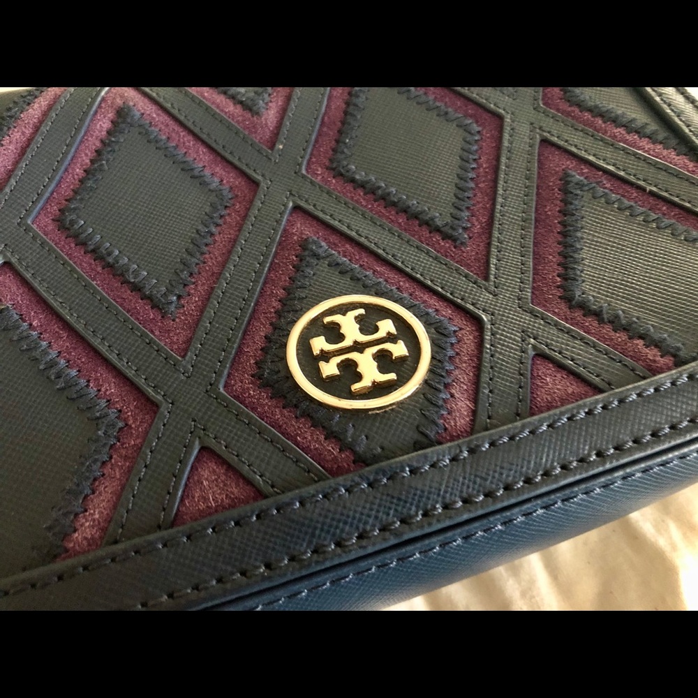 Robinson Patchwork Cross Body Bag - Picture 5 of 8